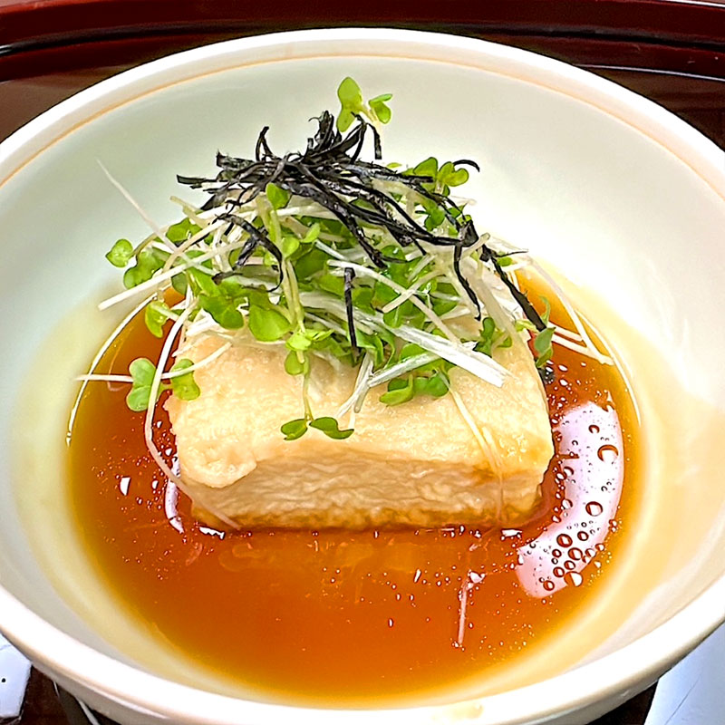 濃厚でかつ滋味深い胡麻どうふ