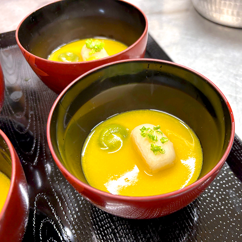 昆布と椎茸の出汁を濃厚な茨城県産南瓜で